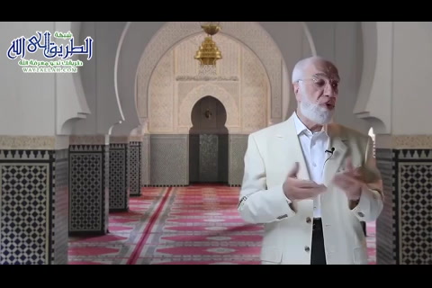 الكاسيات العاريات 