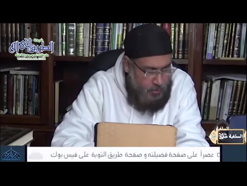 المغني لابن قدامة مَسْأَلَةٌ كَانَ مَعَهُ فِي السَّفَرِ إنَاءَانِ نَجِسٌ وَطَاهِرٌ وَاشْتَبَهَا عَلَ